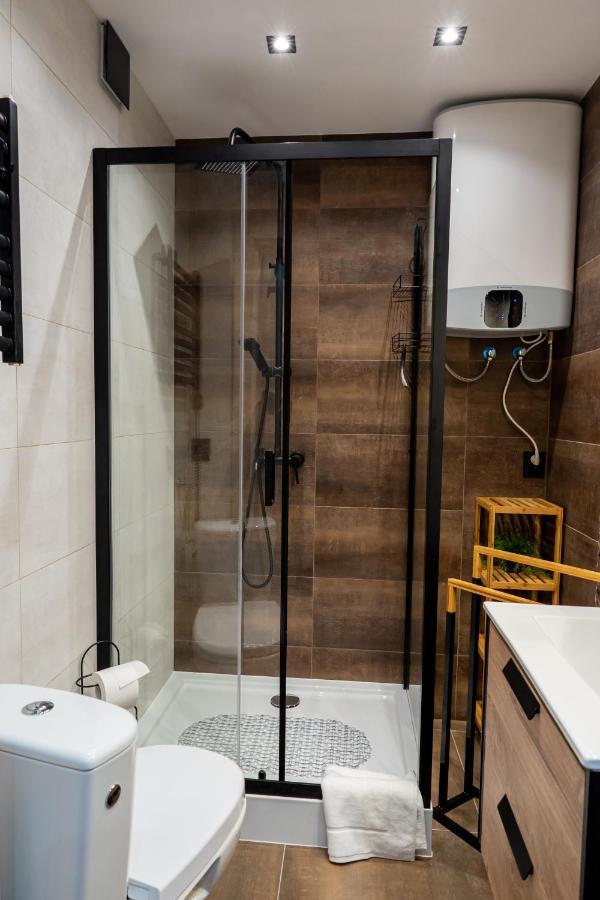 Apartament Przy Parku Naleczow Ngoại thất bức ảnh